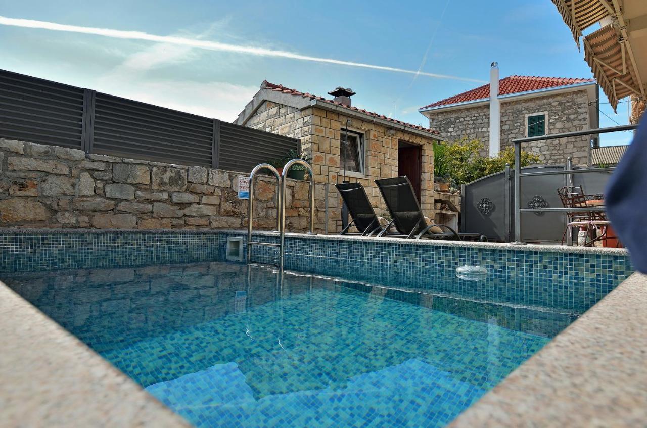 House Tihana Donje Selo na Šolti Kültér fotó