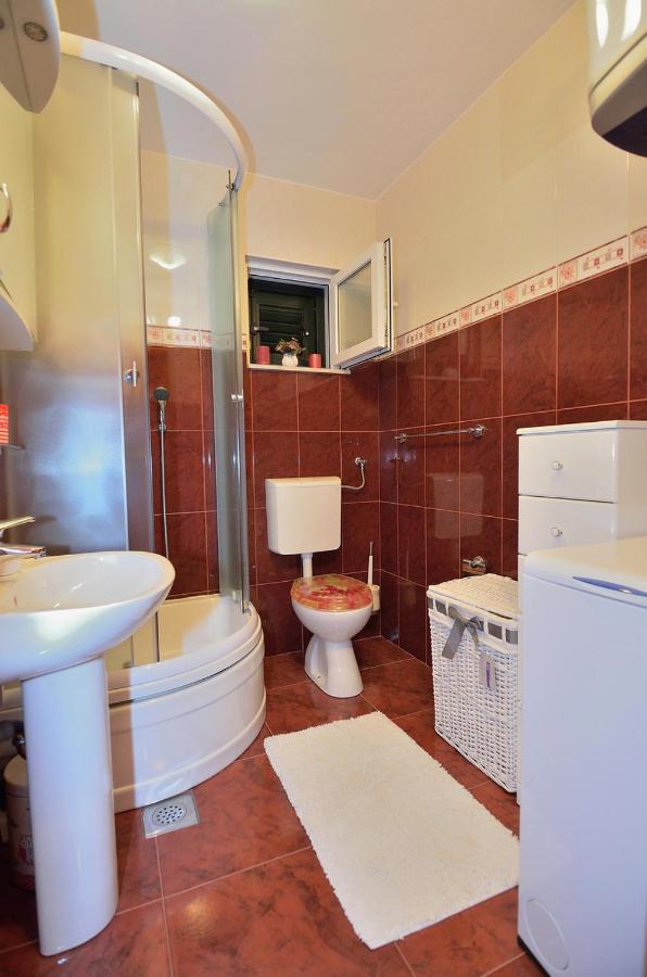 House Tihana Donje Selo na Šolti Kültér fotó