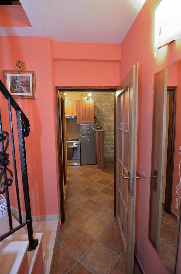 House Tihana Donje Selo na Šolti Kültér fotó